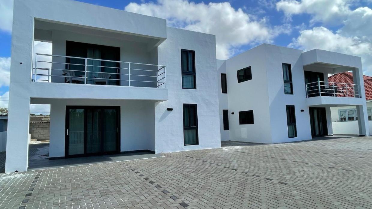Whitehouse Boulevard, Close To Mambo Beach And City Centre Apartment Willemstad Exterior photo