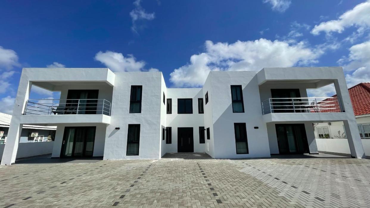 Whitehouse Boulevard, Close To Mambo Beach And City Centre Apartment Willemstad Exterior photo