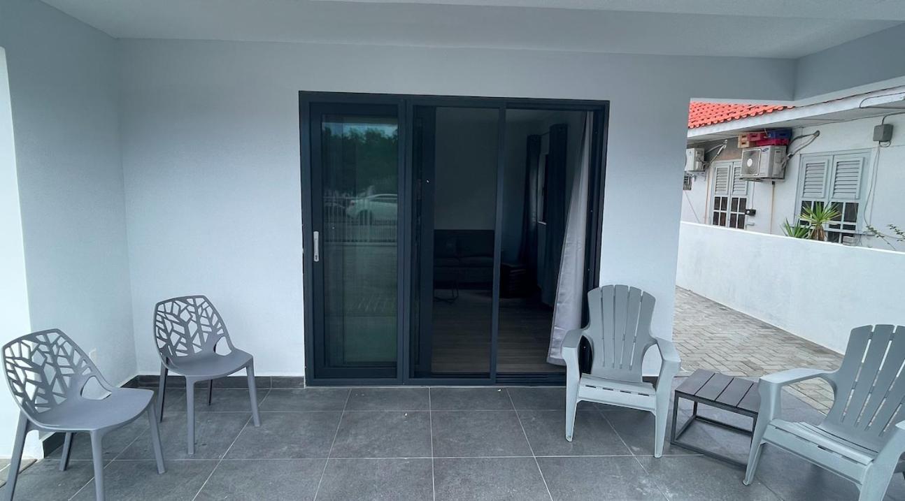 Whitehouse Boulevard, Close To Mambo Beach And City Centre Apartment Willemstad Exterior photo