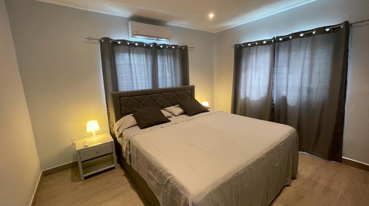 Whitehouse Boulevard, Close To Mambo Beach And City Centre Apartment Willemstad Exterior photo